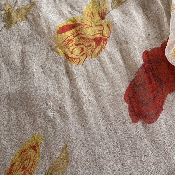 1950s Sheer Silk Floral Scarf Cream Red Yellow Rose - Picture 7 of 10